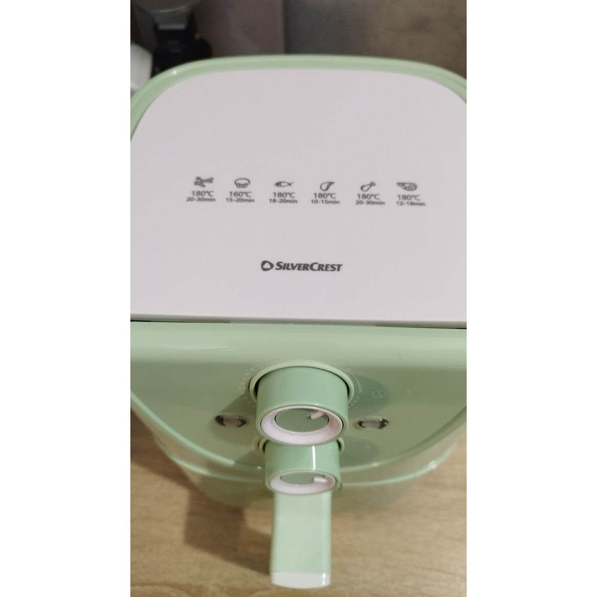 SilverCrest Air Fryer 2L 1000W with Manual Controls - Green